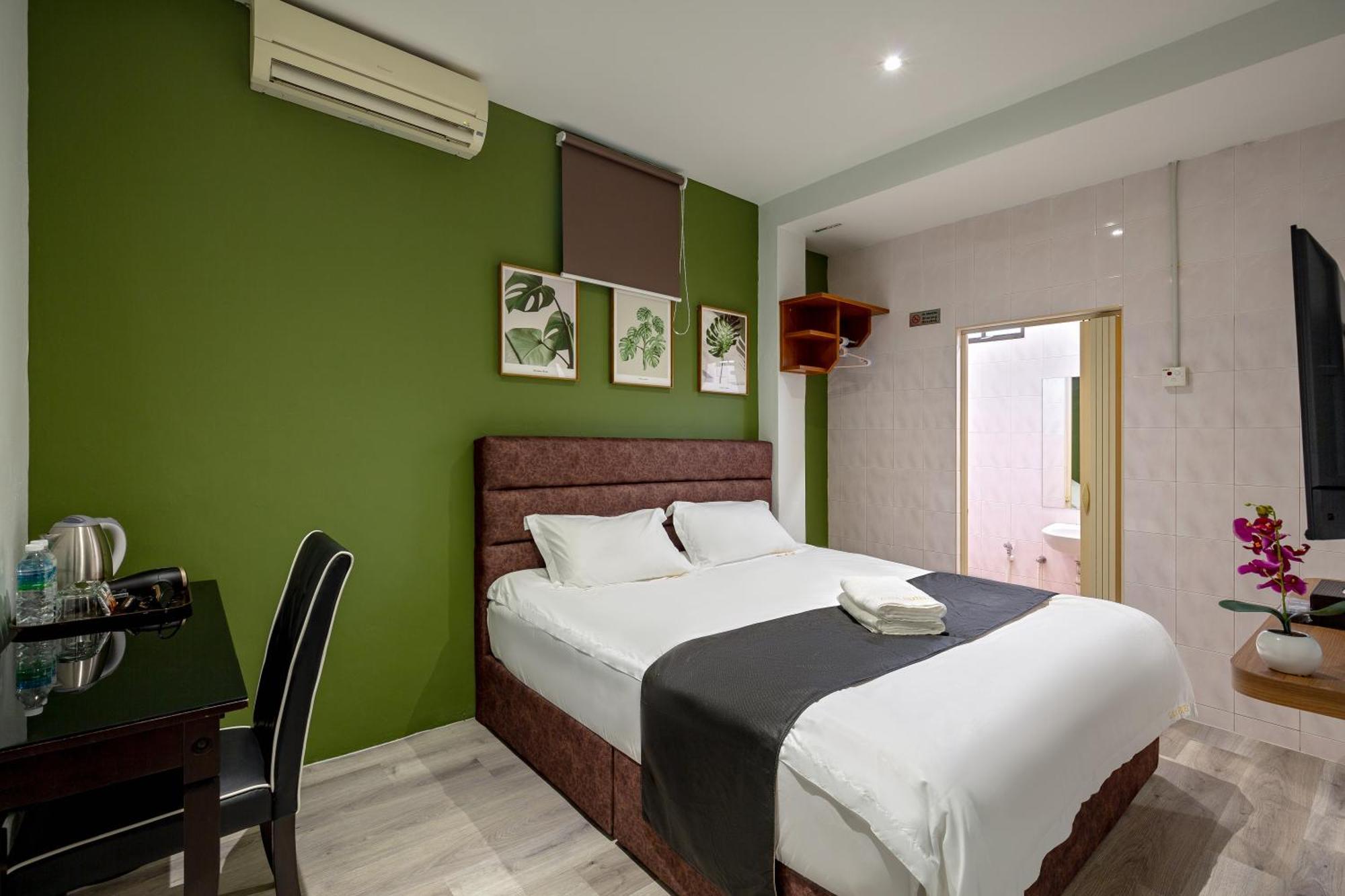 Gaia Hotel Tanjung Bungah  Exterior photo